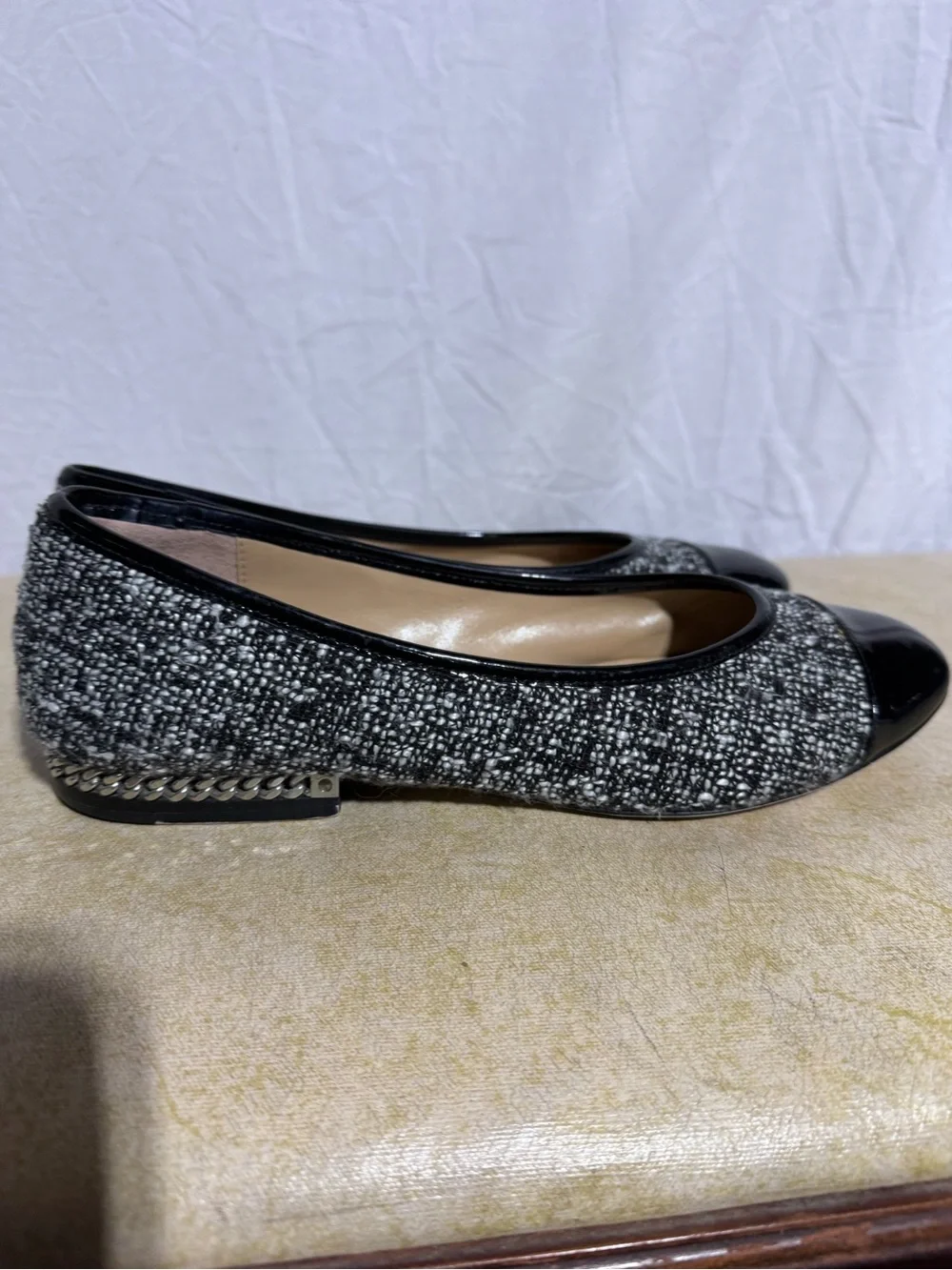 Michael Kors tweed poiny toe flats Size 7